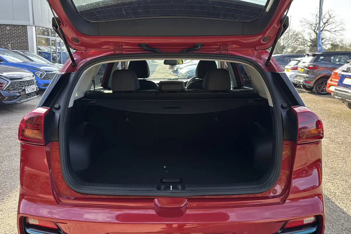 2021-kia-e-niro-ev-2-134bhp-39-big-17