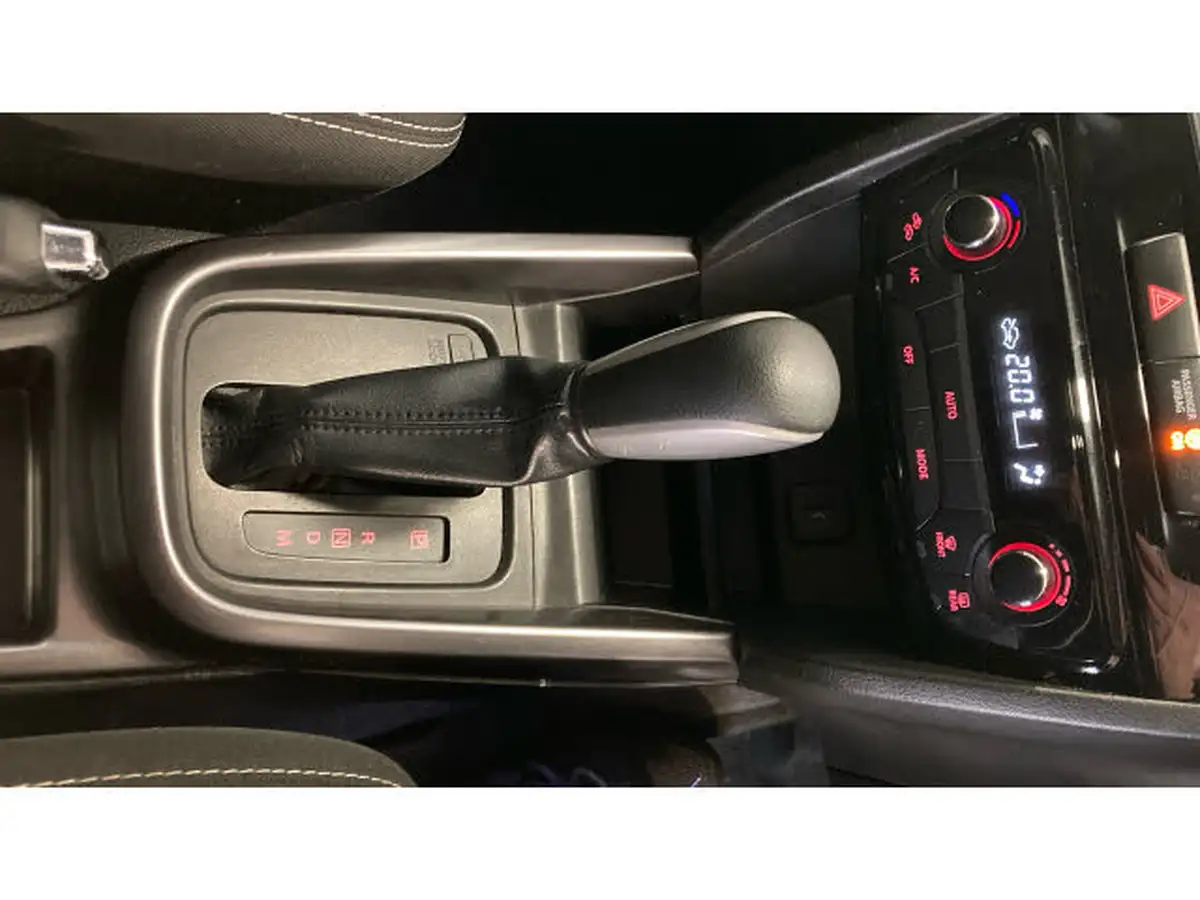 2020-suzuki-vitara-14-boosterjet-sz-t-140ps-auto-big-39