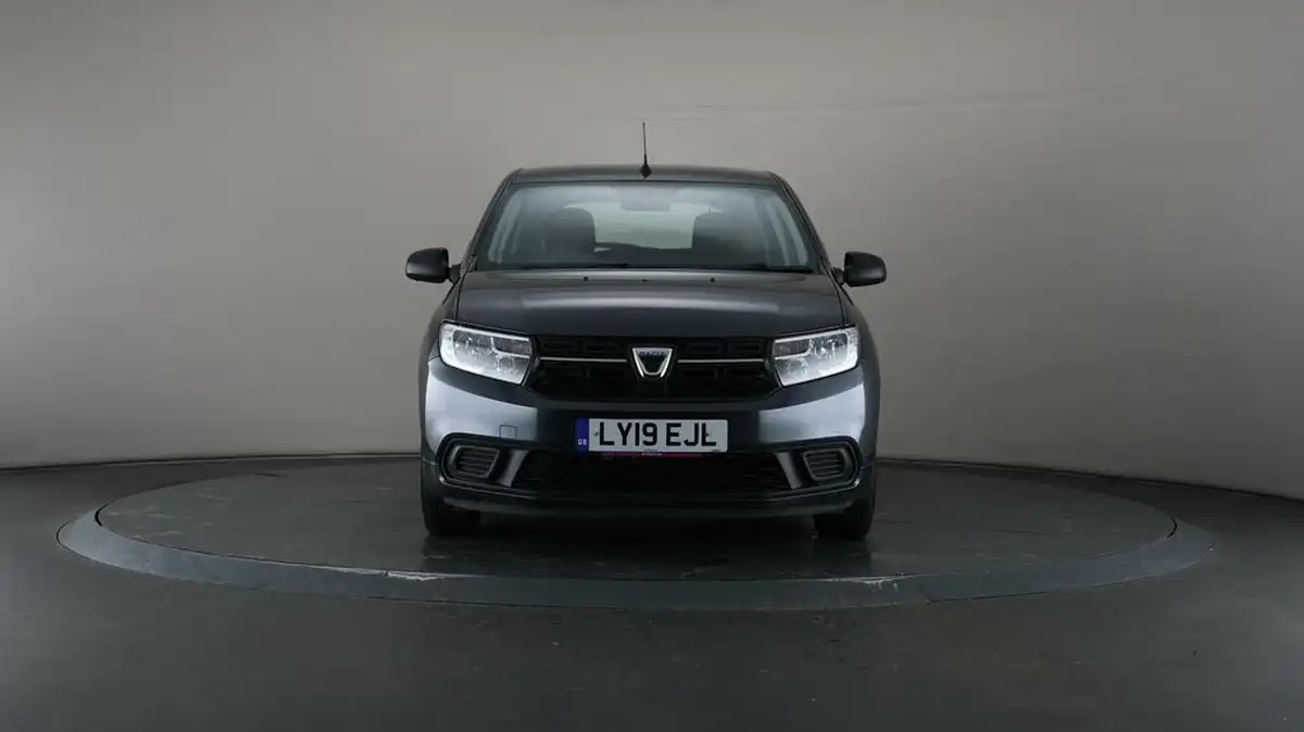 2019-dacia-sandero-10-sce-essential-big-2