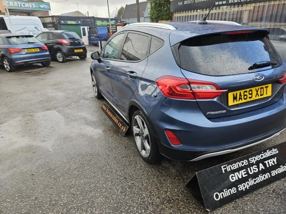 2019-ford-fiesta-10t-active-1-100ps-auto-big-5