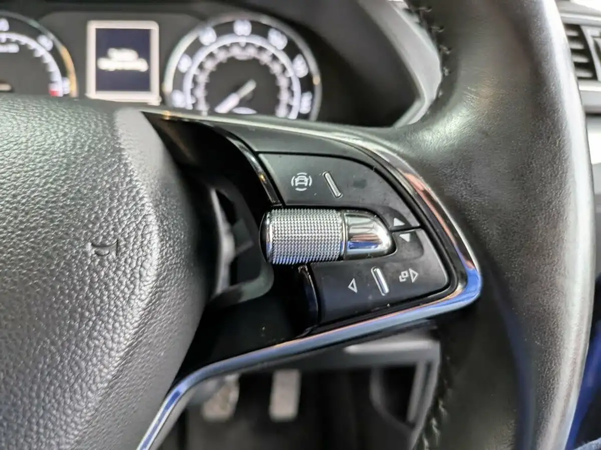 2020-skoda-superb-20tdi-se-technology-150ps-hatchback-big-21