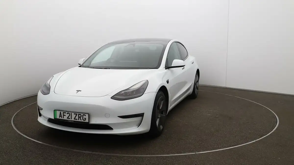 2021-tesla-model-3-e-long-range-4x4-big-29