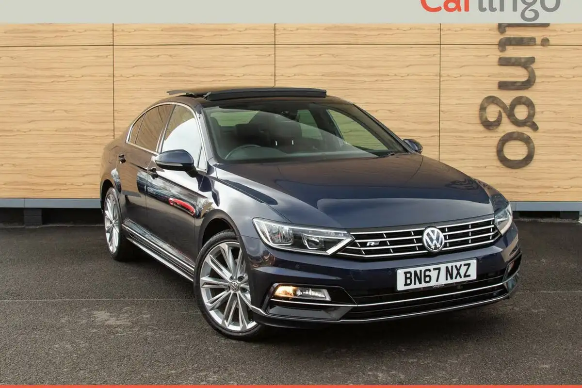 2017-volkswagen-passat-20tdi-r-line-150ps-ss-saloon-4d-big-0