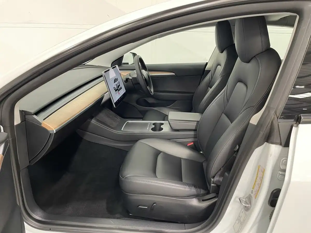 2022-tesla-model-3-e-long-range-big-6
