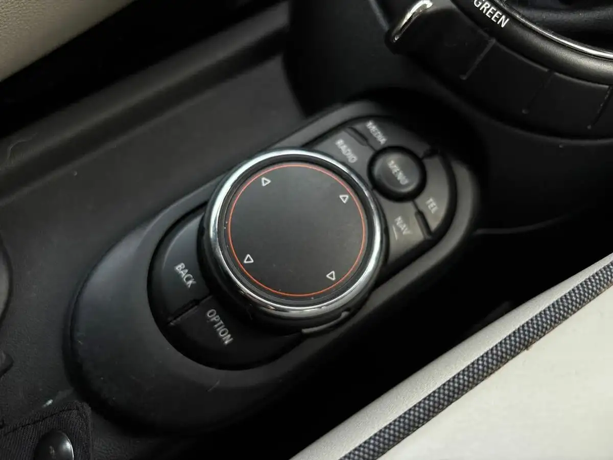 2015-mini-cooper-15td-cooper-d-114bhp-3d-big-27