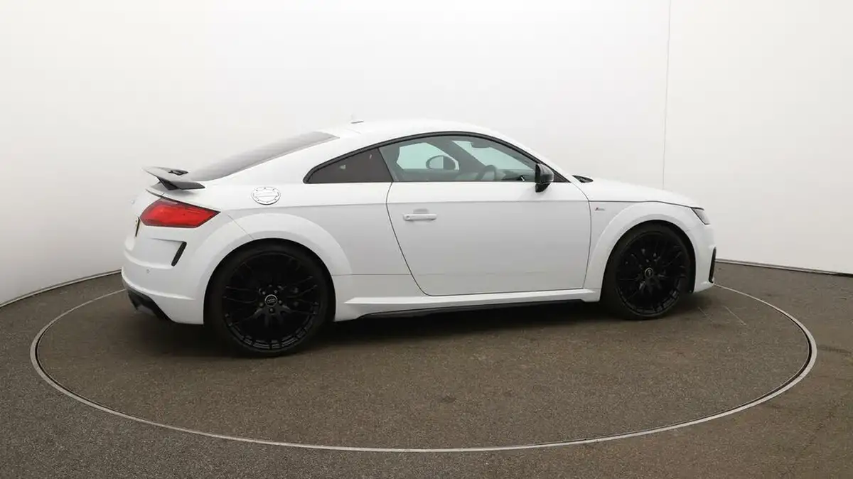 2019-audi-tt-coupe-20-40-tfsi-black-edition-big-40