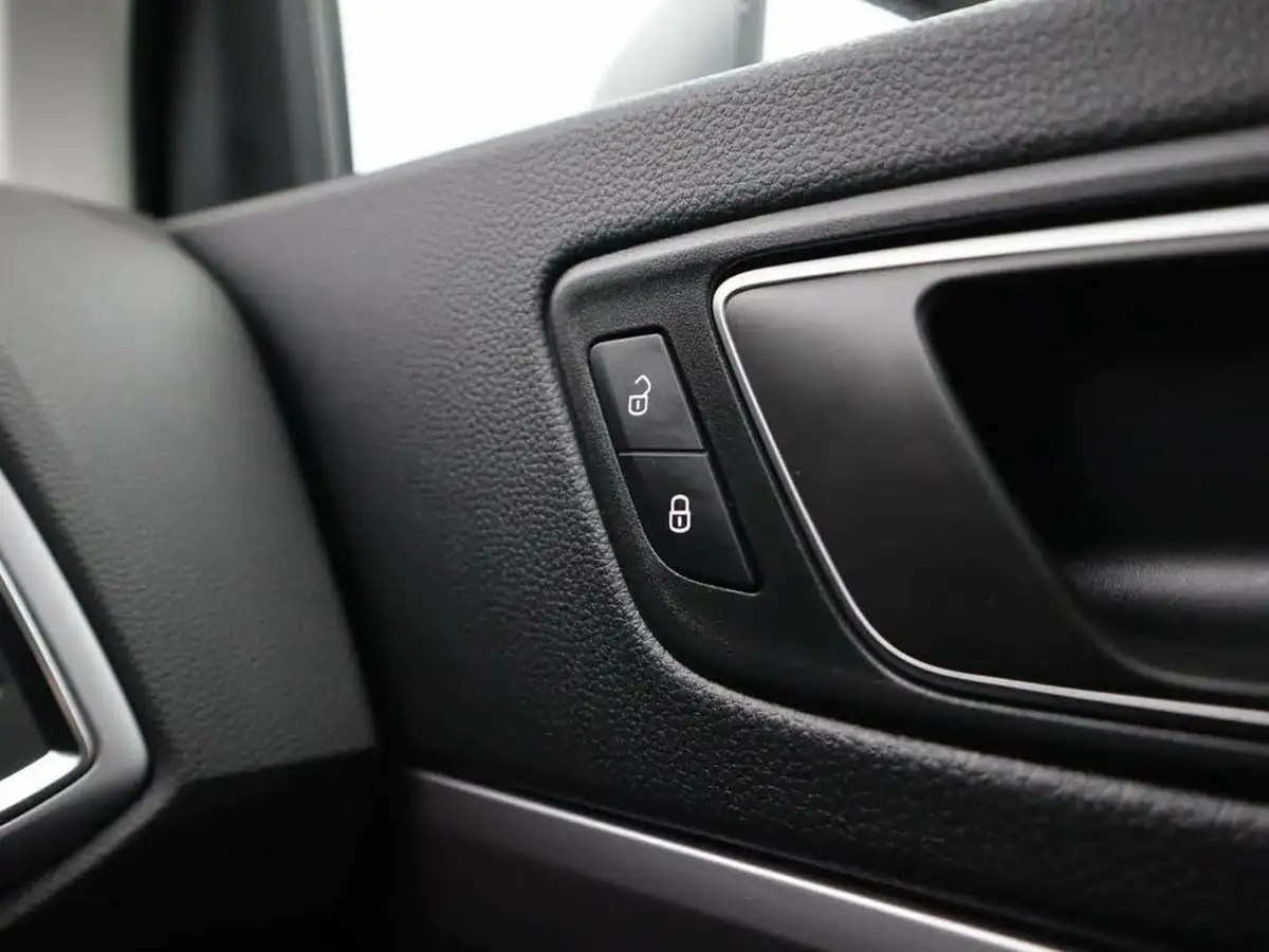 2023-seat-ateca-15-ecotsi-fr-sport-big-34