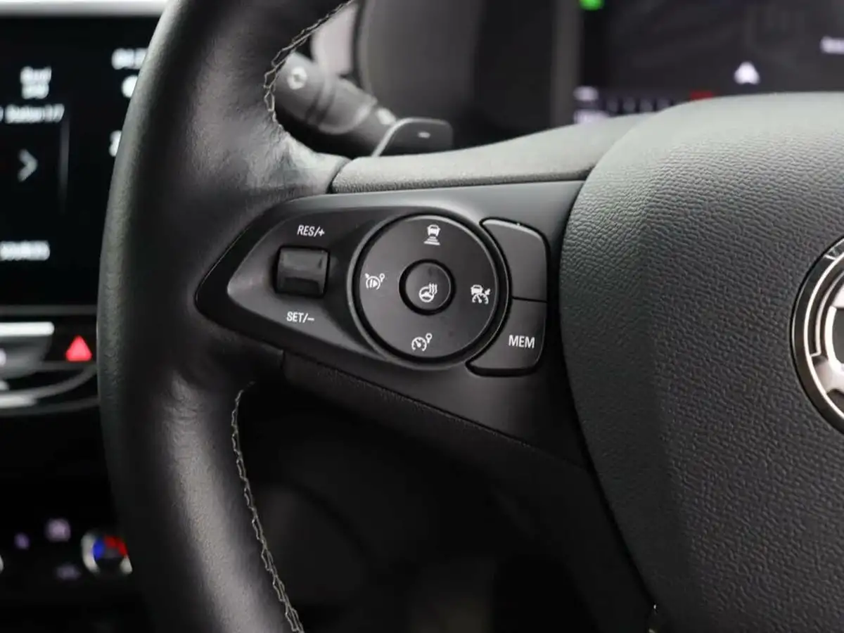 2023-vauxhall-corsa-12-turbo-ultimate-130ps-auto-big-24