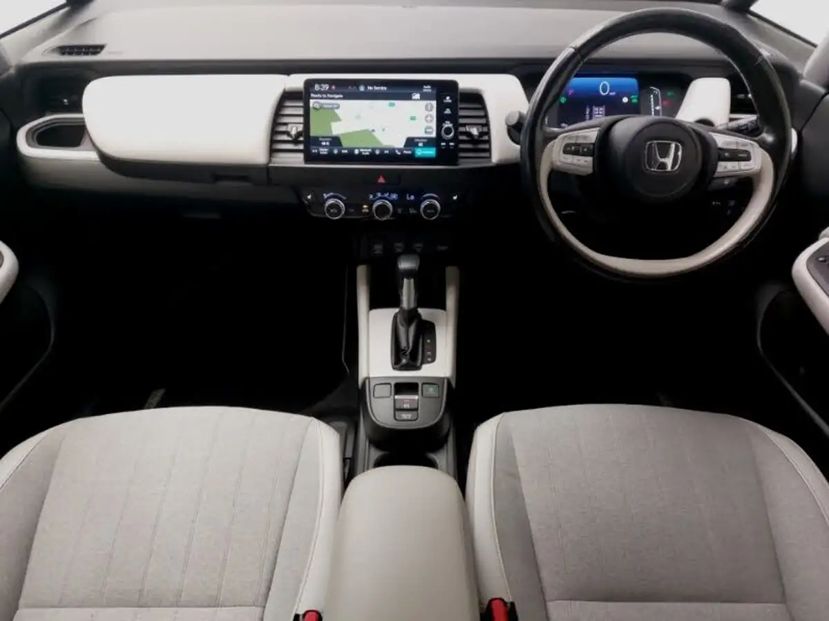 2021-honda-jazz-15-i-mmd-ex-107ps-big-2