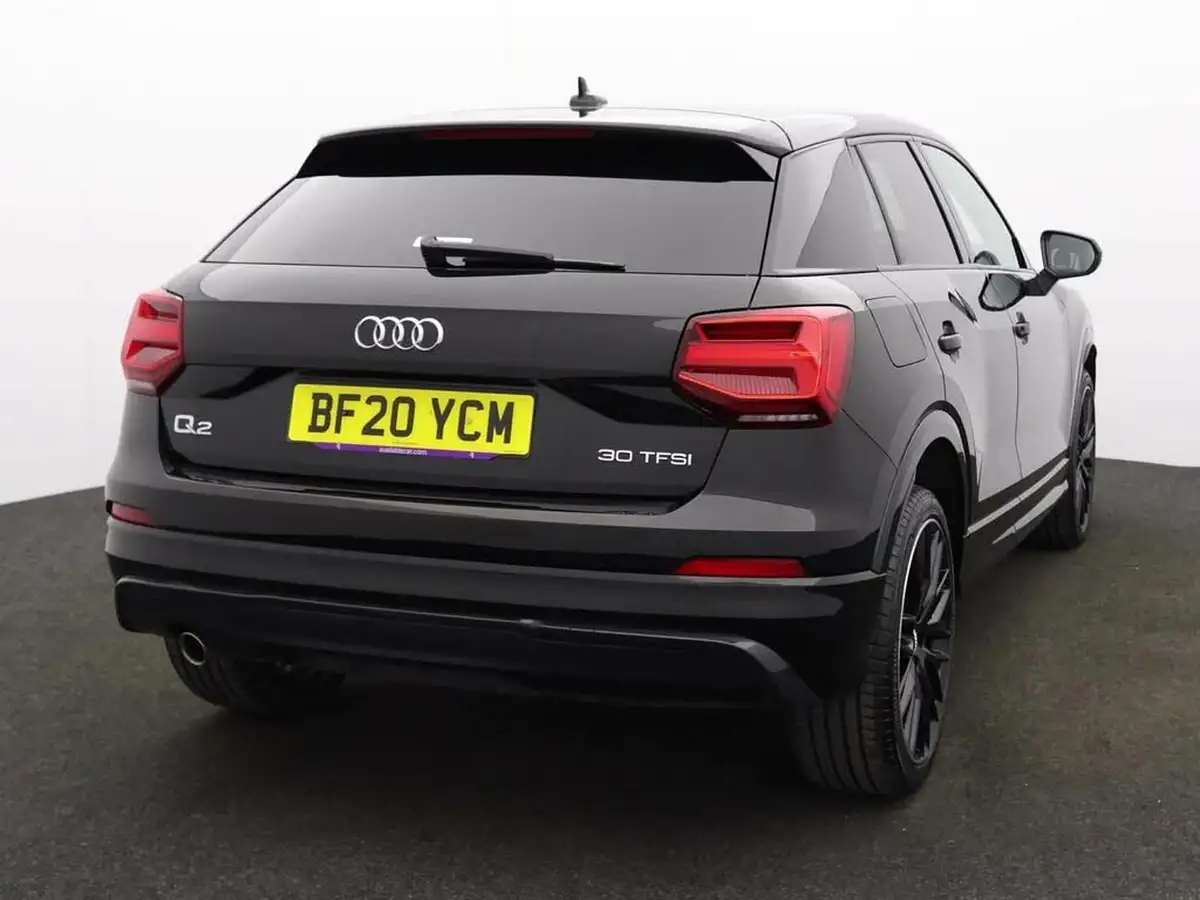 2019-audi-q2-10-30-tfsi-black-edition-big-5