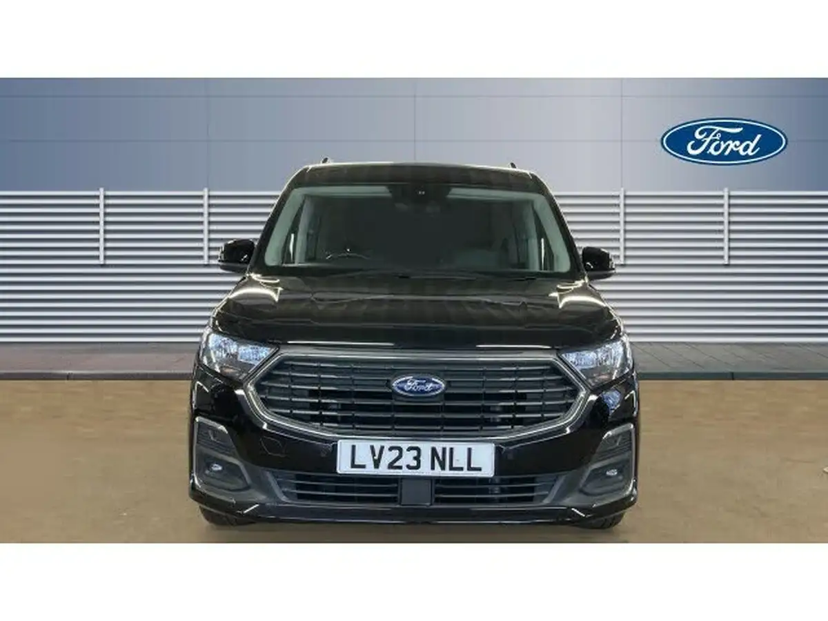 2023-ford-tourneo-connect-20-titanium-big-2