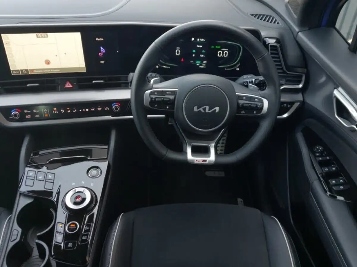 2024-kia-sportage-16-t-gdi-gt-line-261bhp-awd-phev-auto-big-6