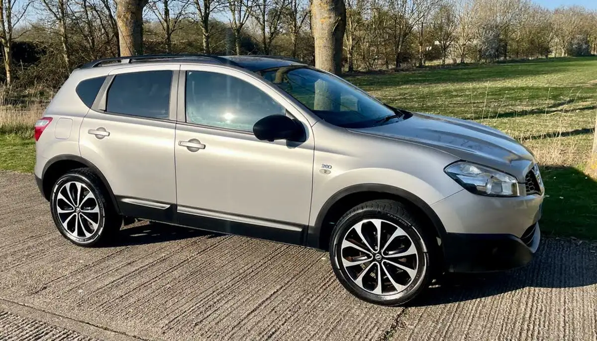 2013-nissan-qashqai-16-360-big-7