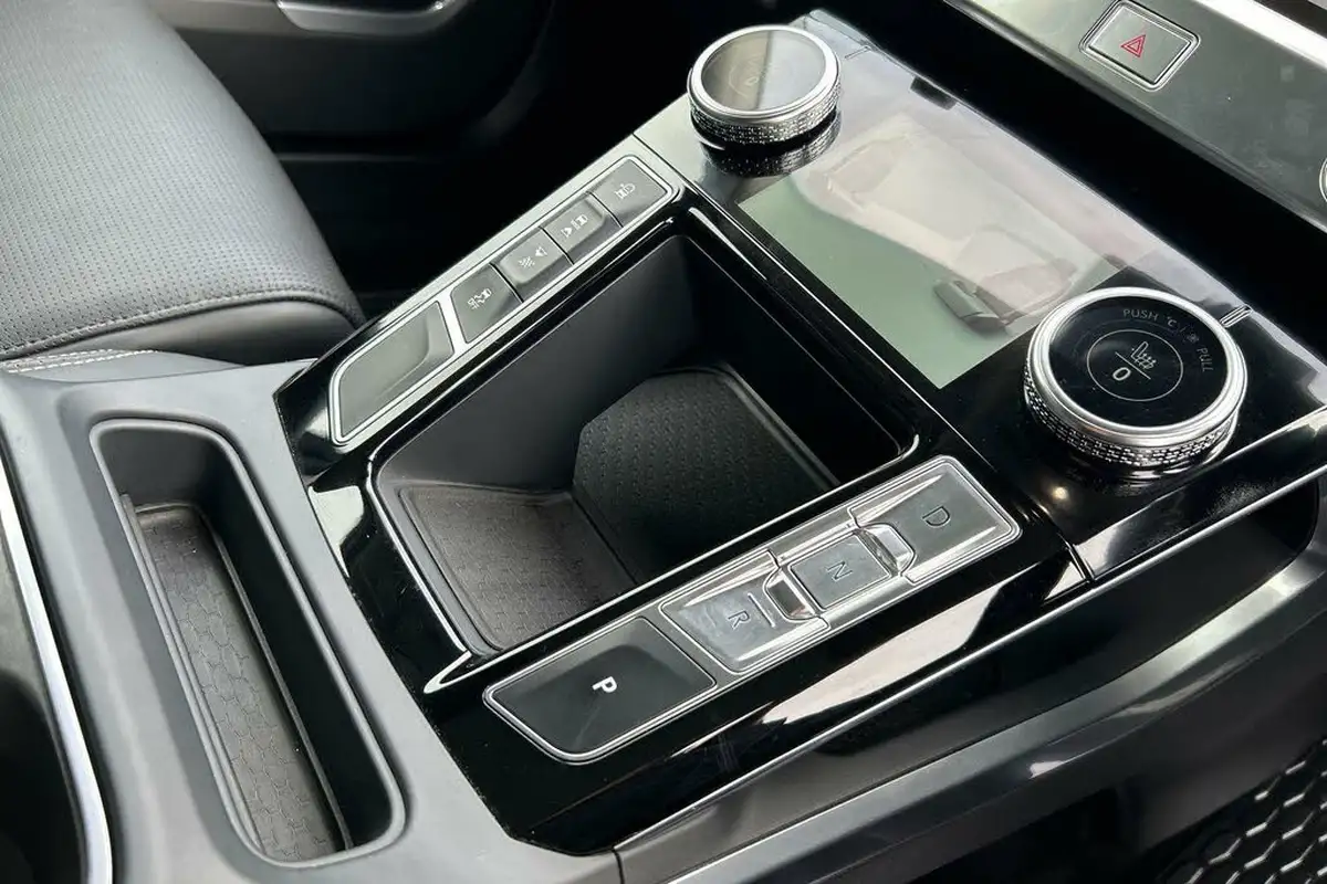 2021-jaguar-i-pace-ev400-hse-big-29