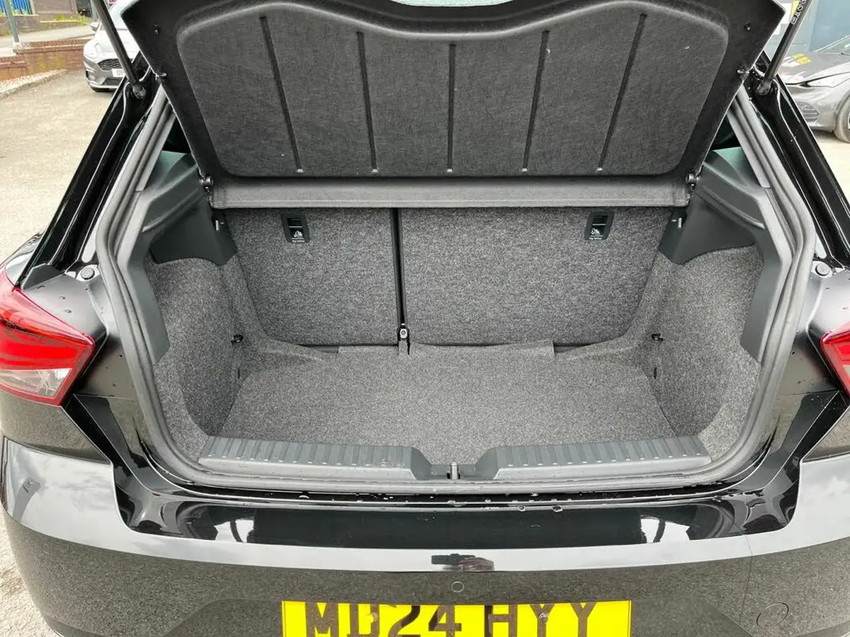 2024-seat-ibiza-10-tsi-anniversary-limited-edition-115ps-big-10