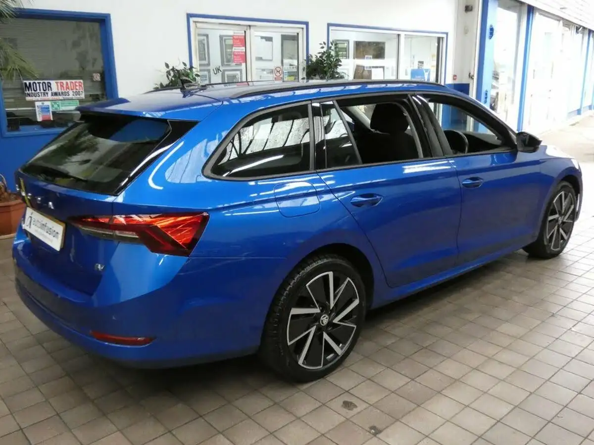 2021-skoda-octavia-14-tsi-se-technology-estate-big-30