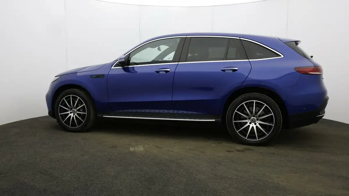 2022-mercedes-benz-eqc-e-eqc-400-amg-line-big-45