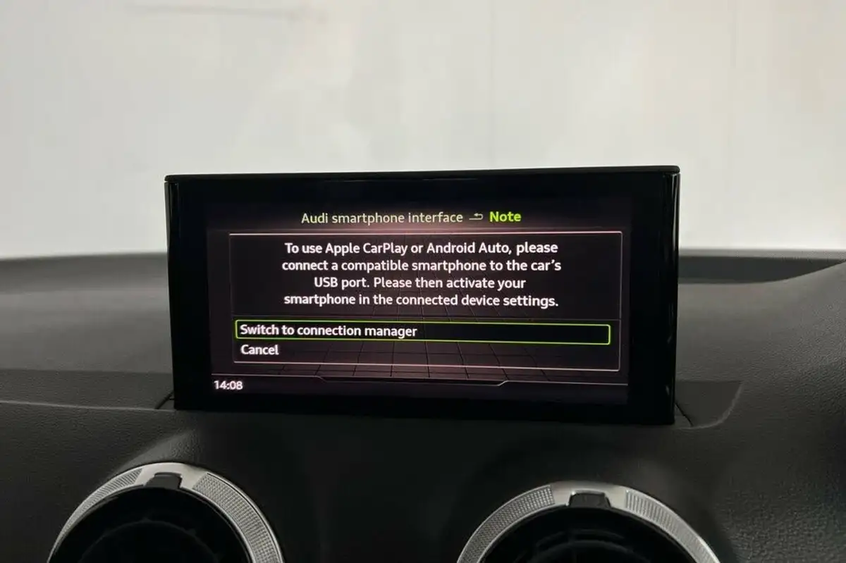 2022-audi-q2-10-30-tfsi-technik-big-18