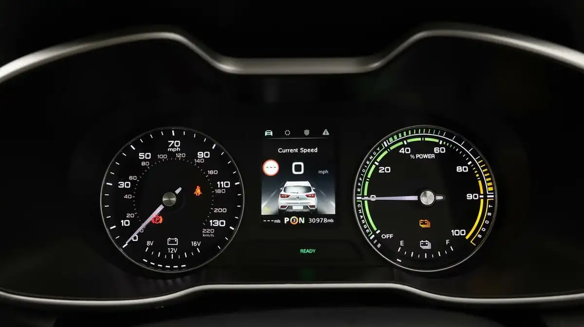2021-mg-zs-suv-e-exclusive-ev-big-9
