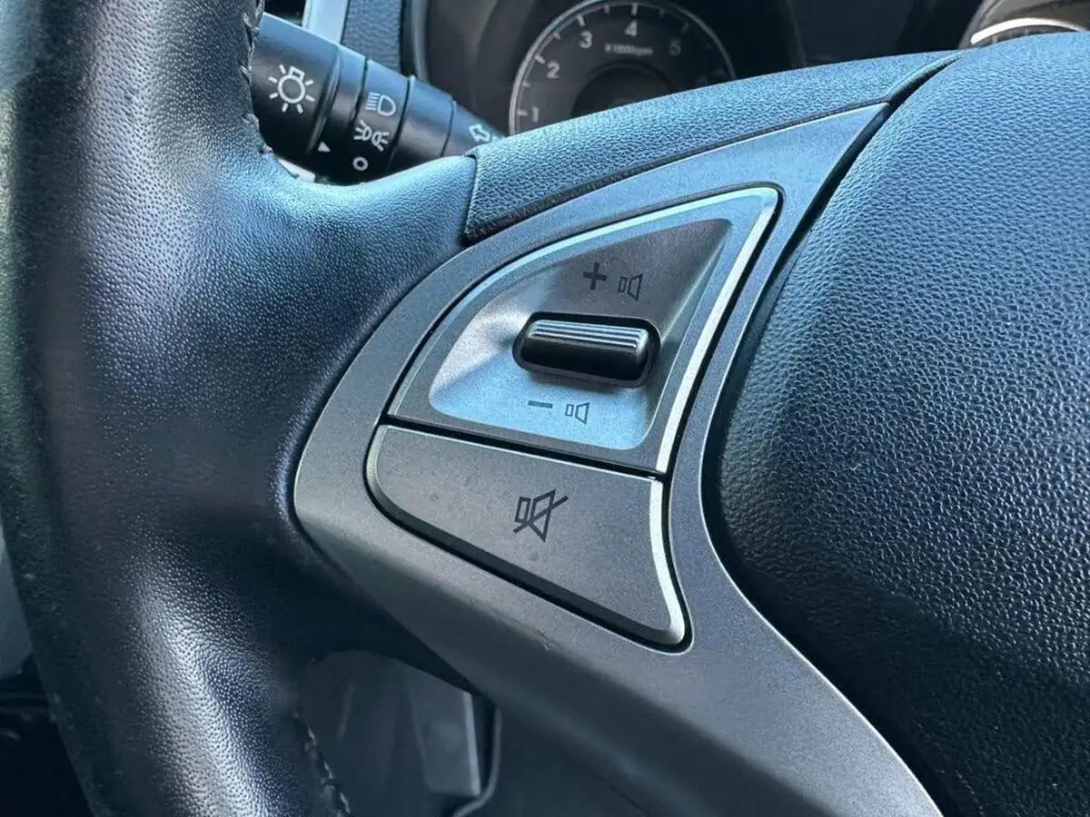 2012-hyundai-ix20-14-active-big-21
