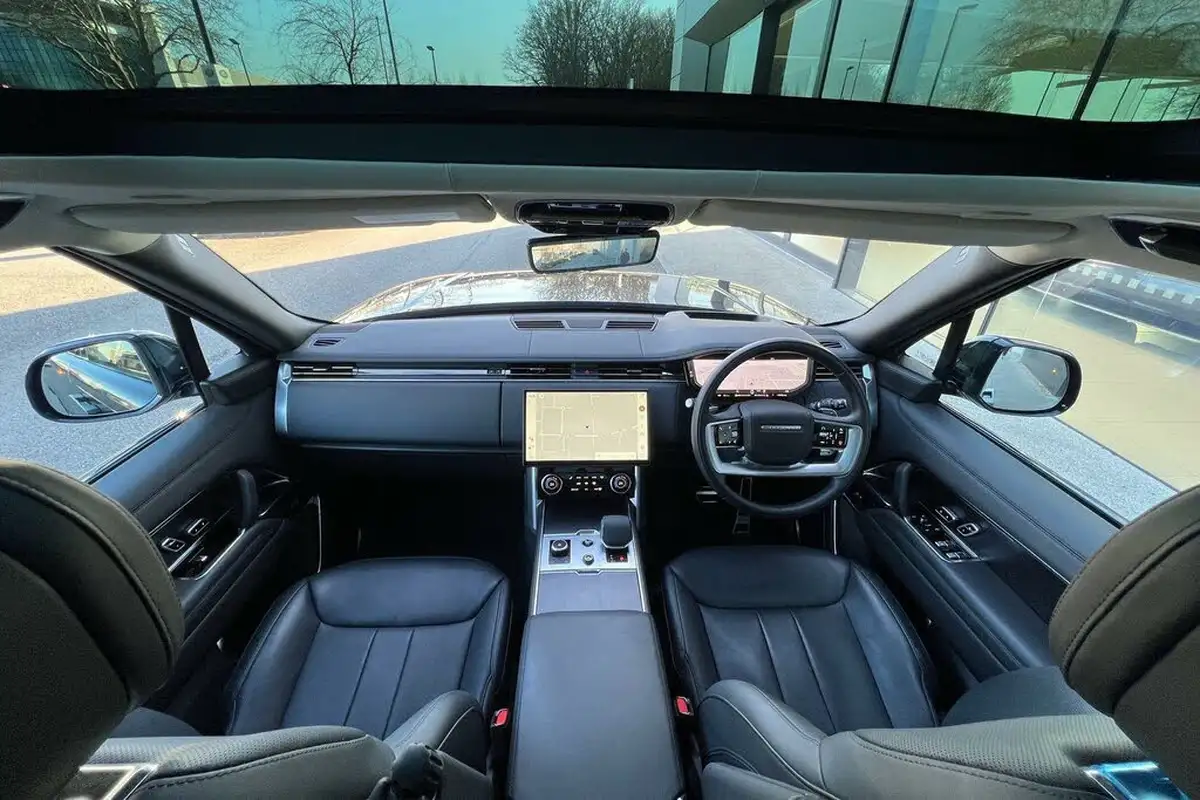 2023-land-rover-range-rover-30-d350-sv-big-2