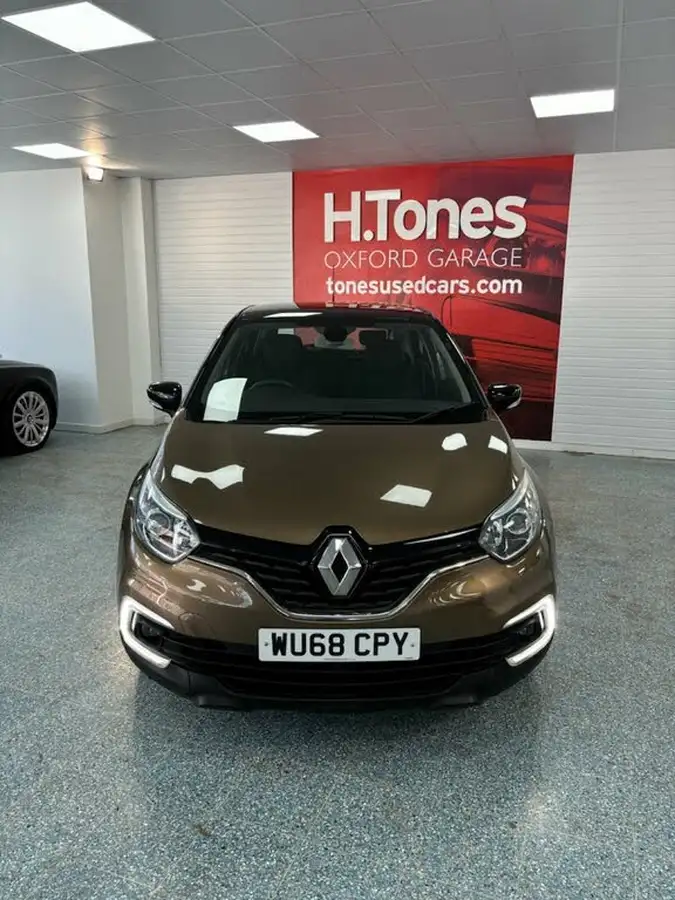 2018-renault-captur-09-tce-play-big-9