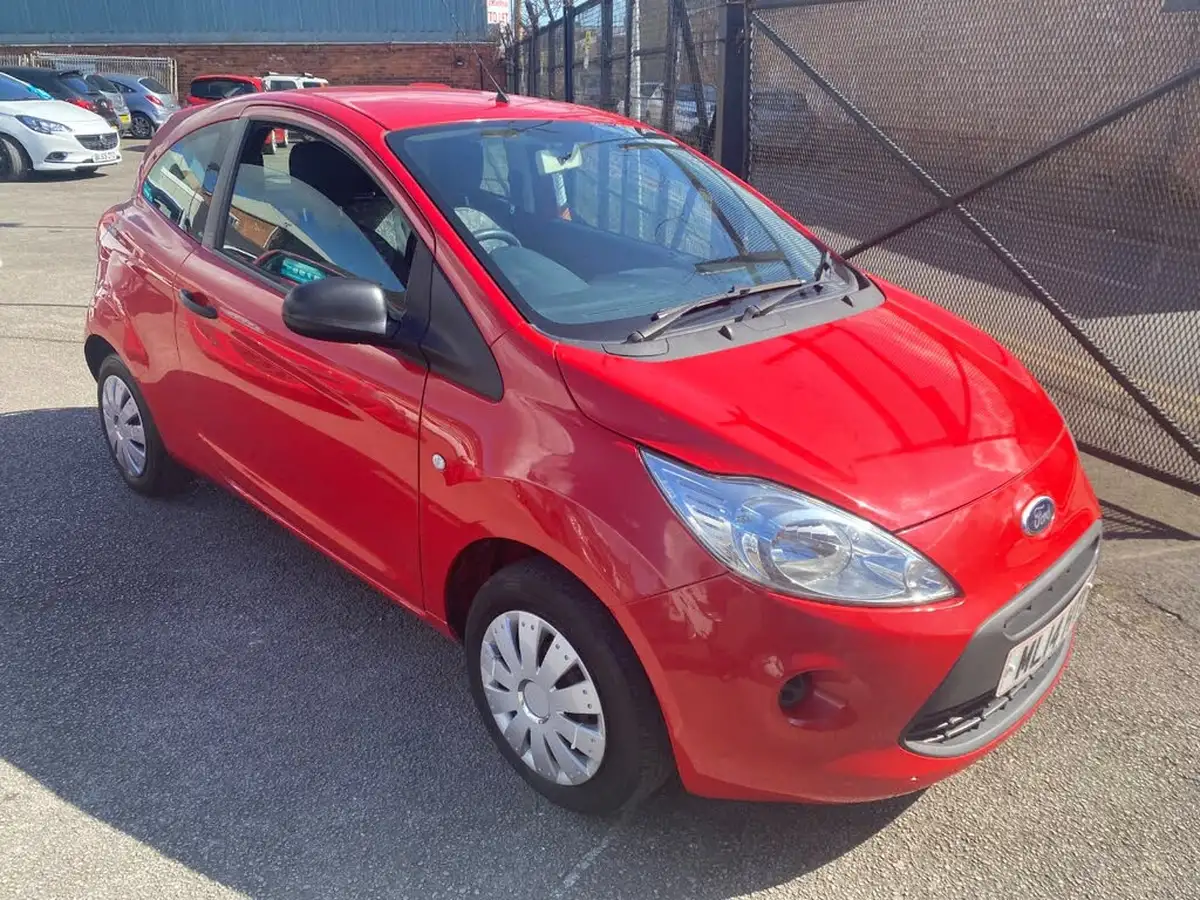 2014-ford-ka-12-studio-big-3