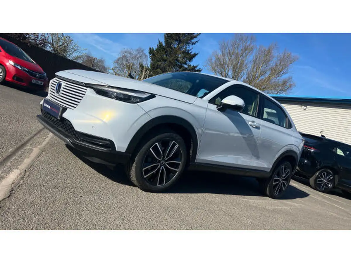 2022-honda-hr-v-15-i-mmd-elegance-big-21