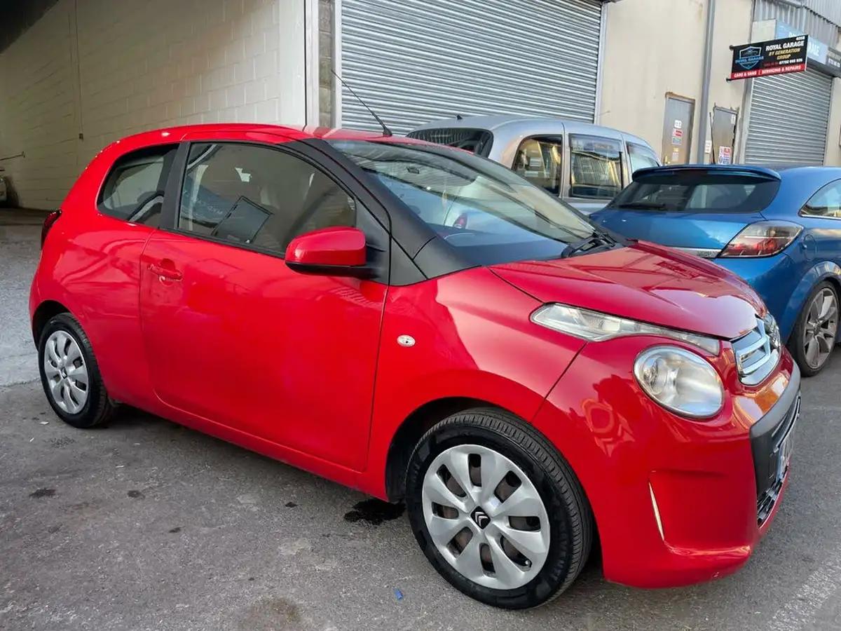 2016-citroen-c1-10-vti-feel-3d-big-0