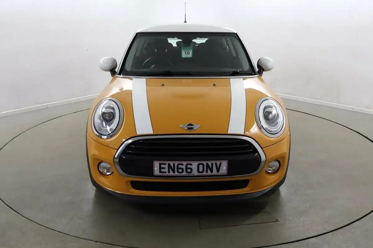 2017-mini-cooper-15td-cooper-d-ss-hatchback-3d-big-1