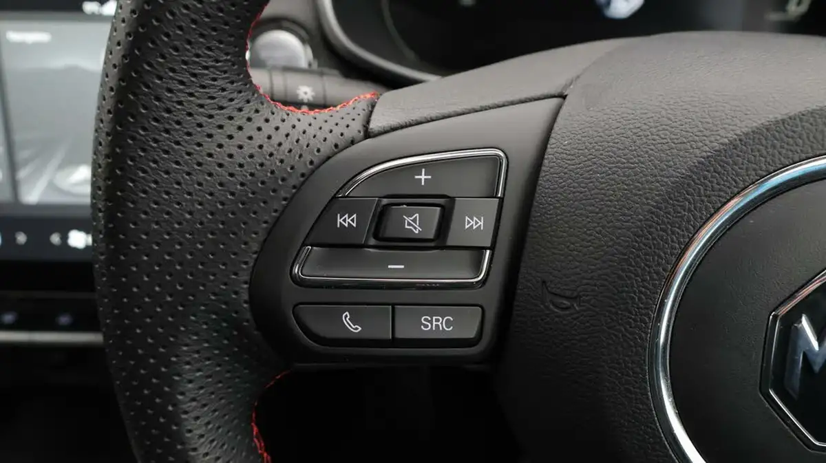 2024-mg-zs-suv-e-trophy-connect-ev-156ps-long-range-big-22