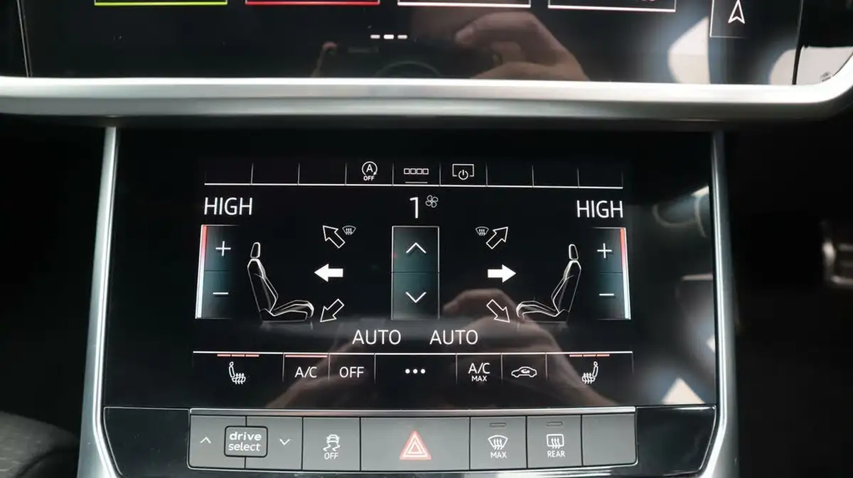 2022-audi-a6-avant-20-40-tfsi-s-line-big-12
