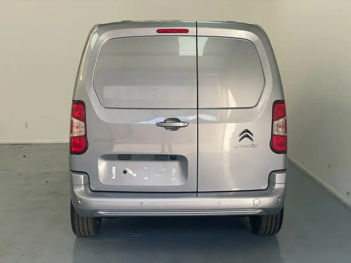 2023-citroen-berlingo-15-bluehdi-1000-driver-edition-100pseu6d-big-9
