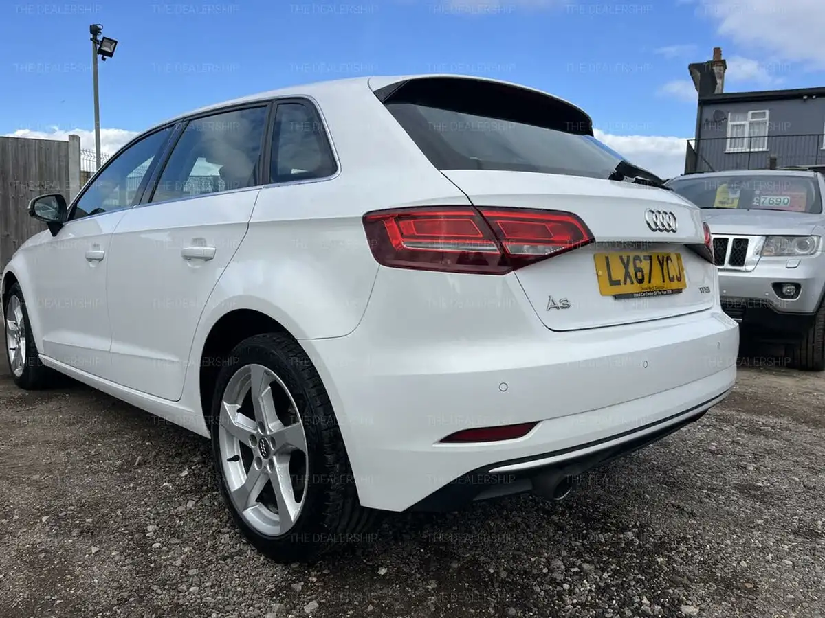 2017-audi-a3-10-tfsi-sportback-5d-big-9