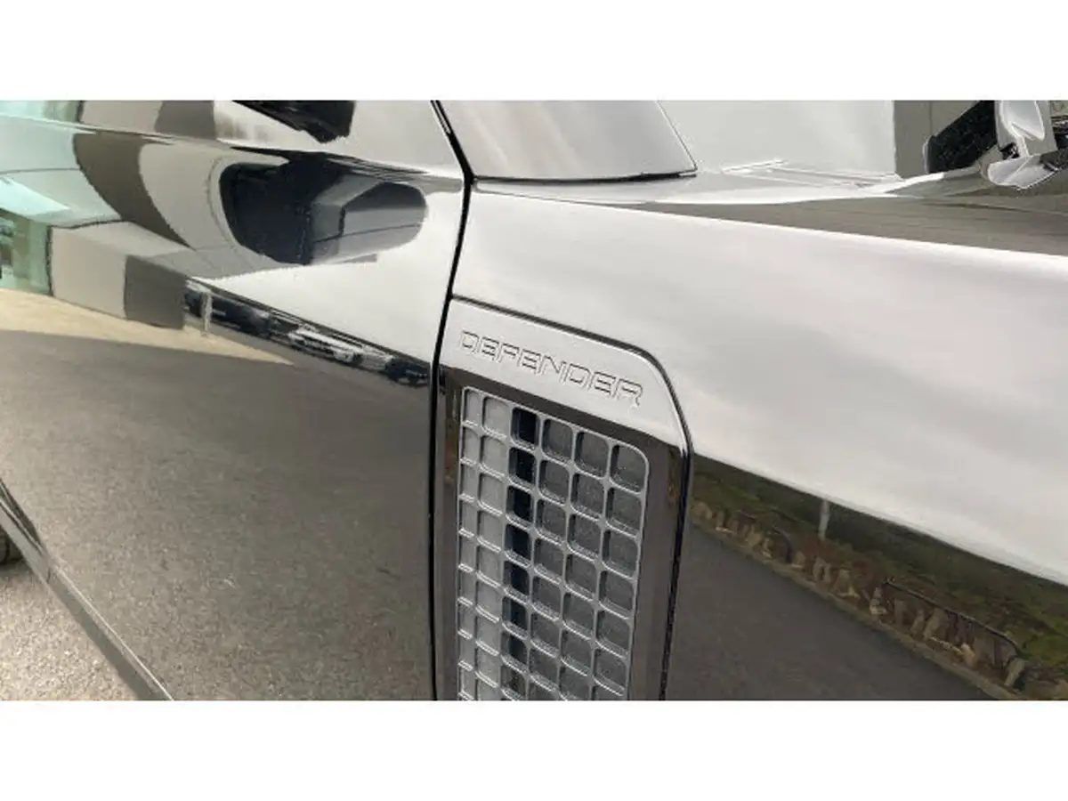 2023-land-rover-110-defender-30-d250-x-dynamic-hse-big-23