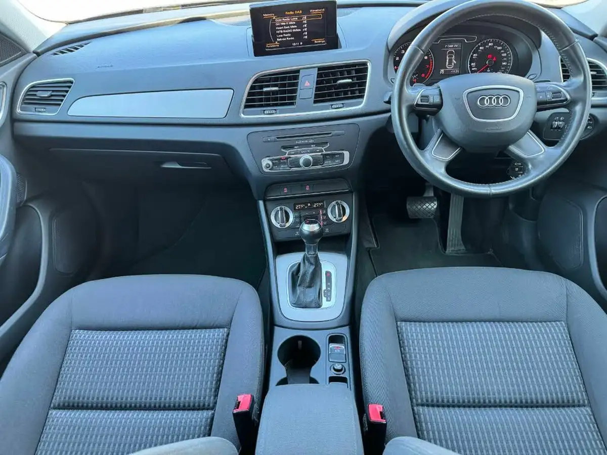 2014-audi-q3-14-se-tfsi-s-tronic-big-14