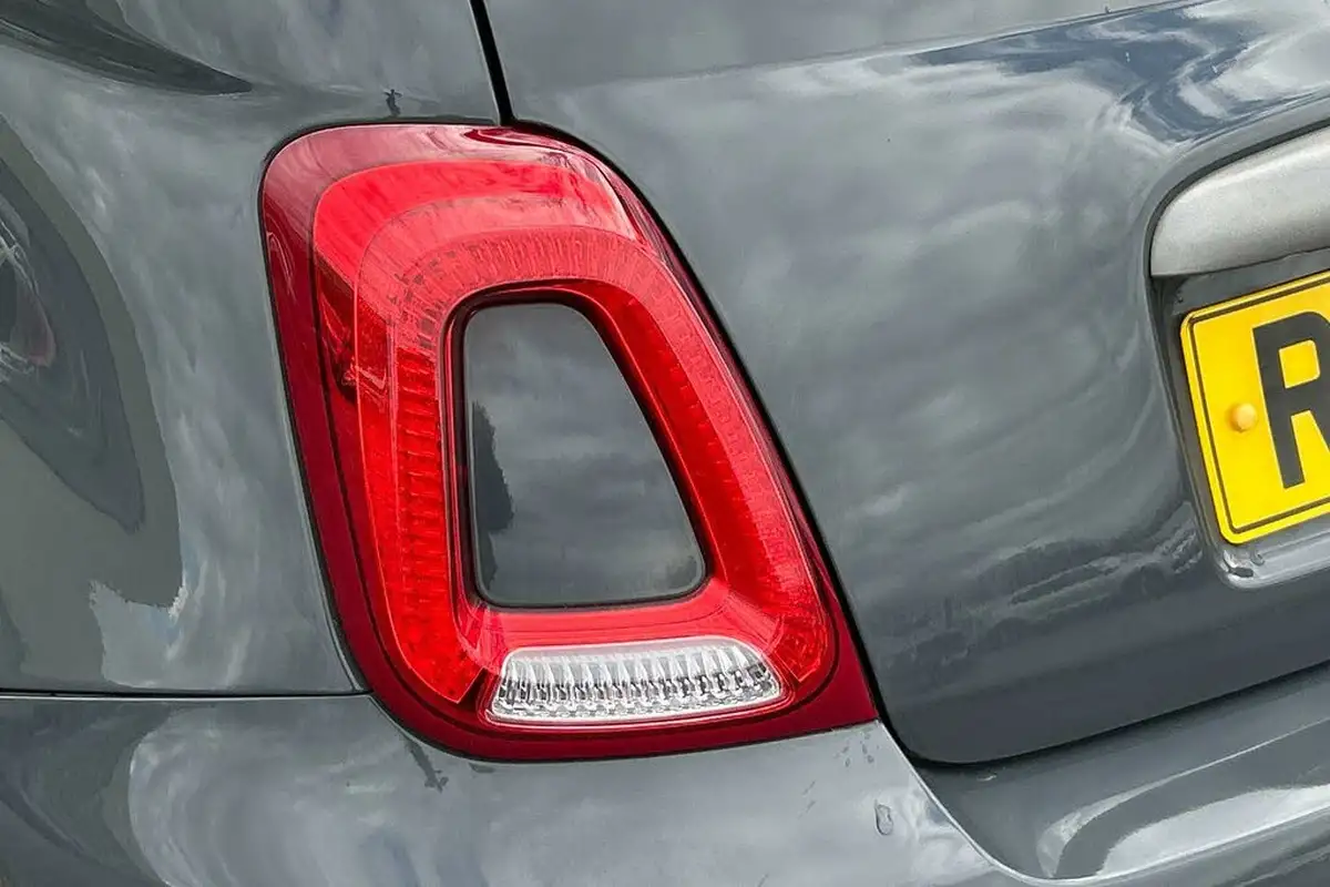 2022-fiat-500-10-sport-big-26