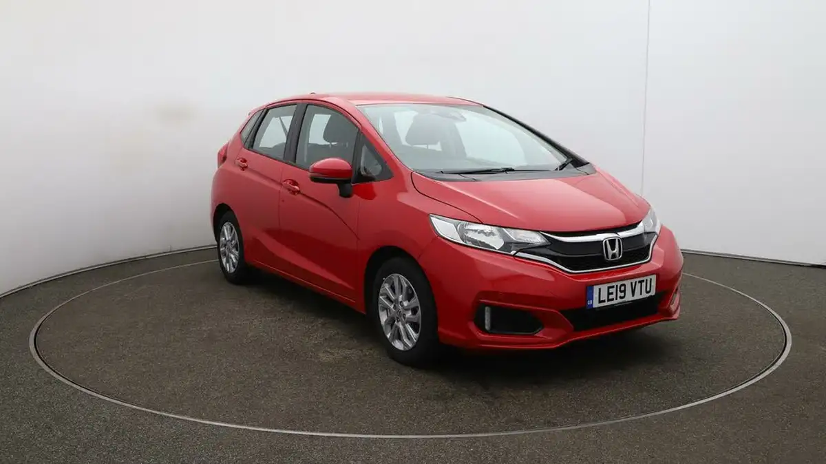 2019-honda-jazz-13-i-vtec-se-big-38