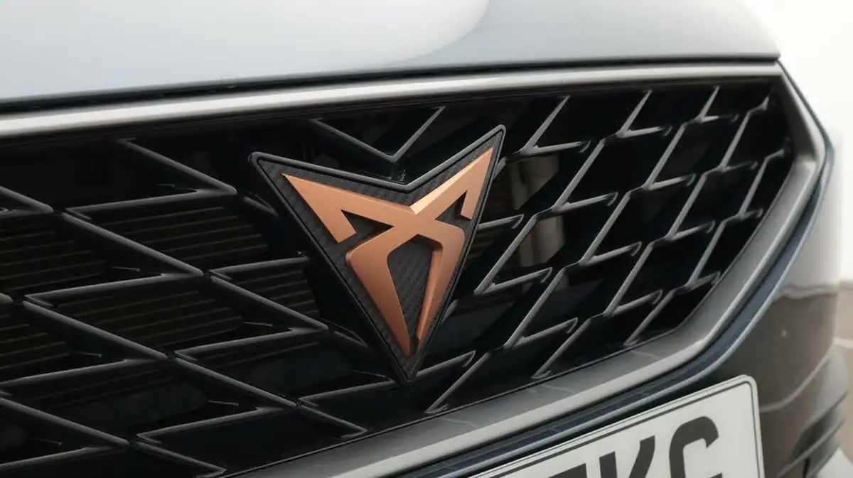 2023-cupra-leon-nf-15-etsi-v1-hatchback-big-21