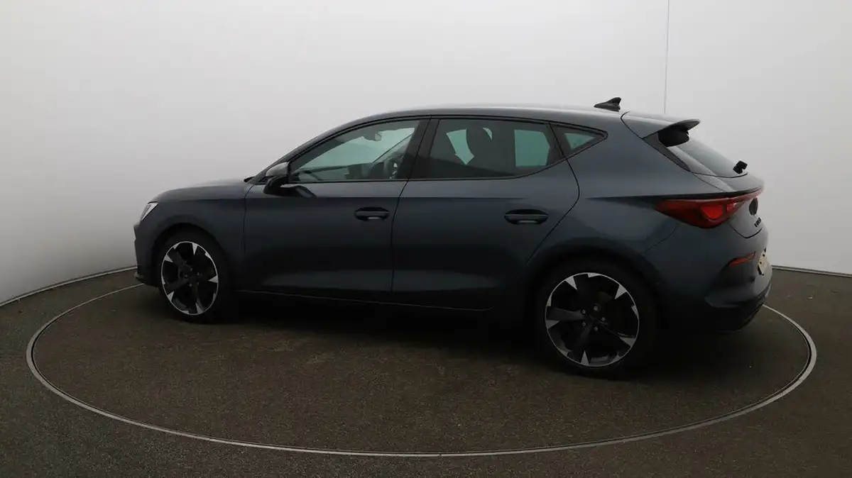 2023-cupra-leon-nf-15-etsi-v1-hatchback-big-45