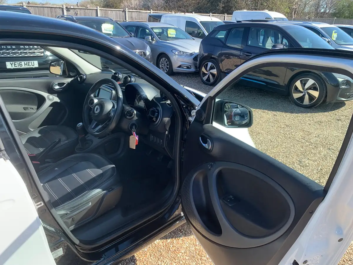 2016-smart-forfour-10-prime-71bhp-premium-plusss-big-6