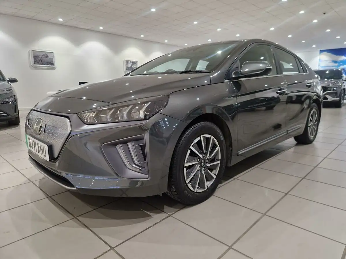 2022-hyundai-ioniq-e-premium-electric-big-2