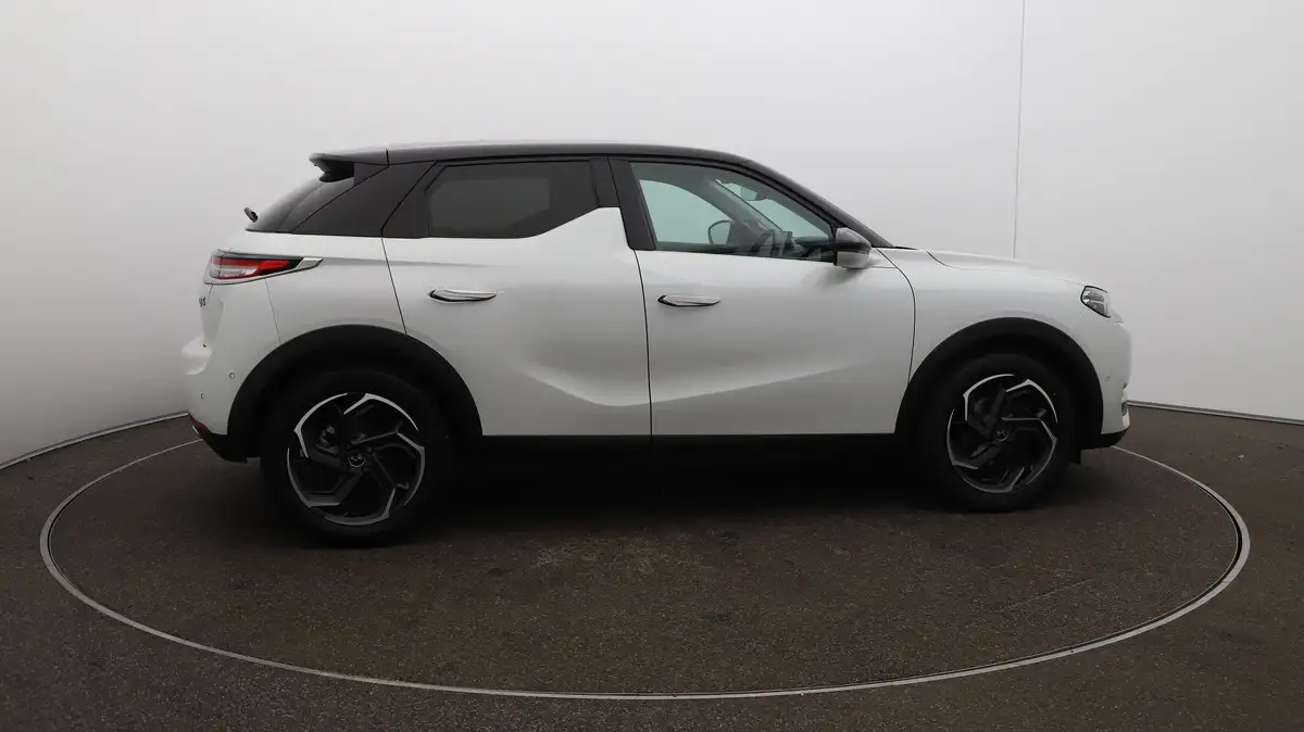 2022-ds-ds-3-crossback-12-puretech-rivoli-130ps-big-42