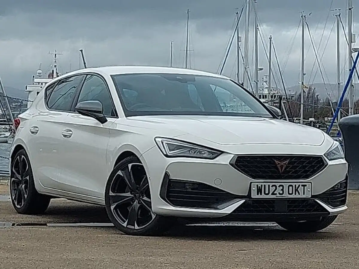 2023-cupra-leon-nf-20-tsi-vz2-245ps-hatchback-big-0