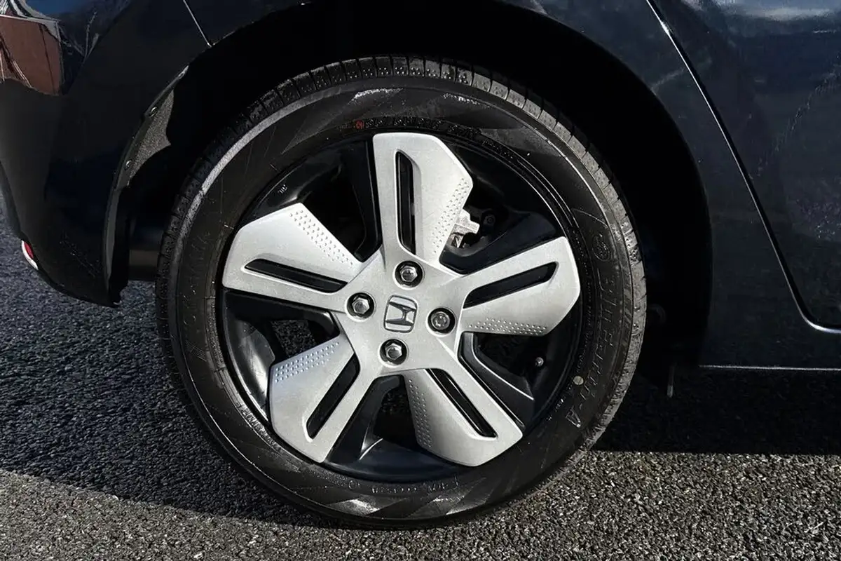 2022-honda-jazz-15-i-mmd-ex-107ps-big-12