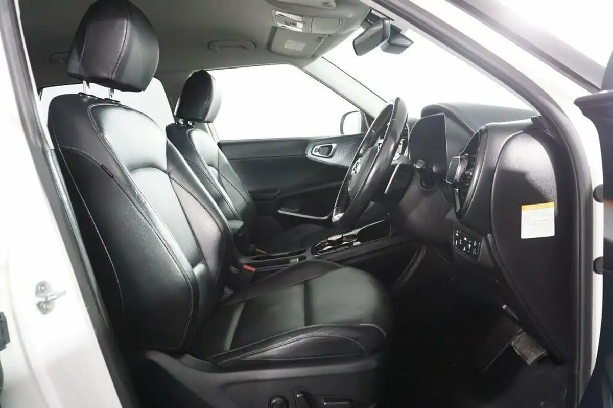 2021-kia-soul-ev-first-edition-big-8