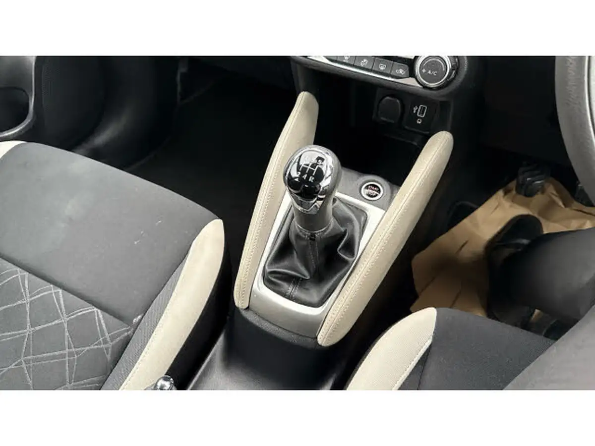 2018-nissan-micra-10-ig-acenta-limited-edition-big-31