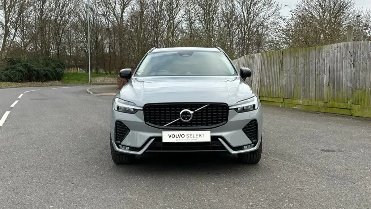 2024-volvo-xc60-20-b5-ultimate-big-11