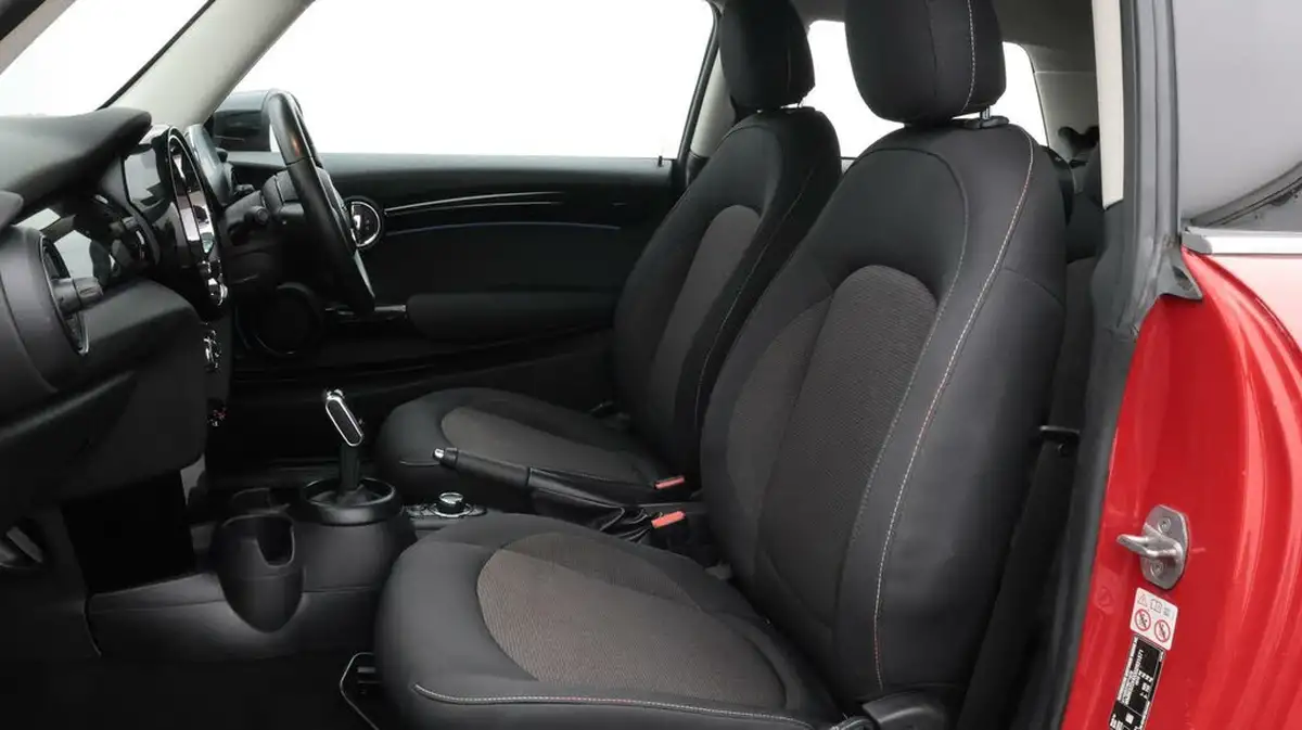 2021-mini-cooper-15-cooper-classic-hatchback-3d-auto-big-14