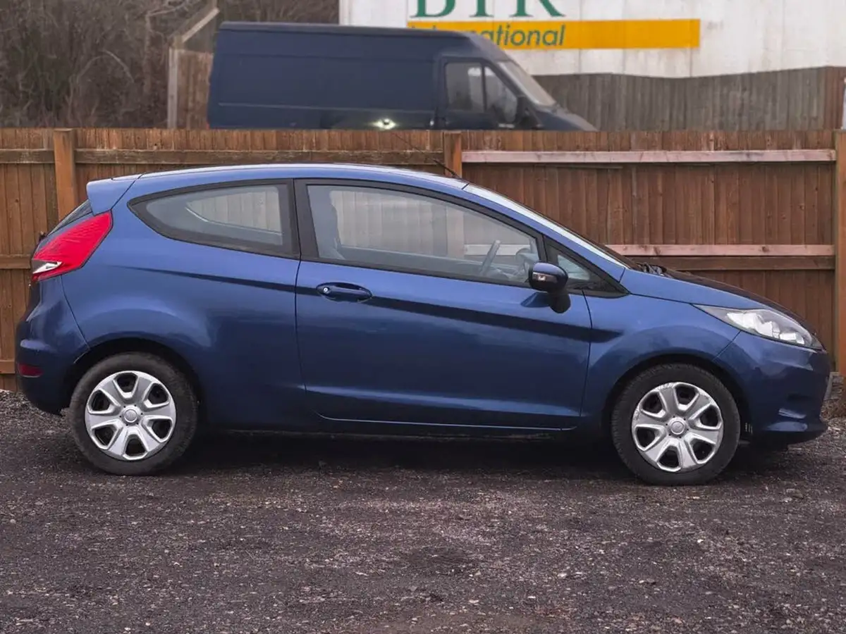 2009-ford-fiesta-125-style-3d-big-8